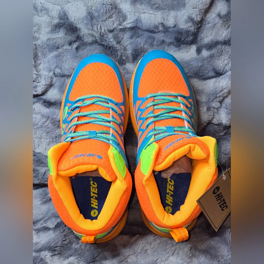 NWB Hi-Tec Destructor Logo Mid Florecent Orange‎ and Blue Sneakers size 9